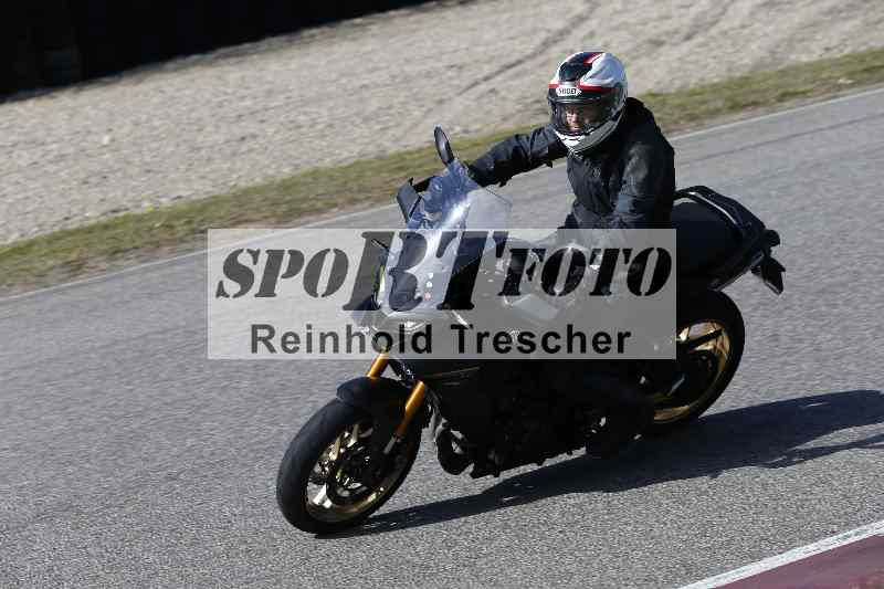 /01 02.04.2026 MAZ ADR/Gruppe gelb Gruppe gruen/Instruktoren